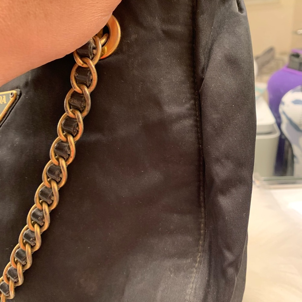 Authentic Prada Chain bag - Picture 5 of 14